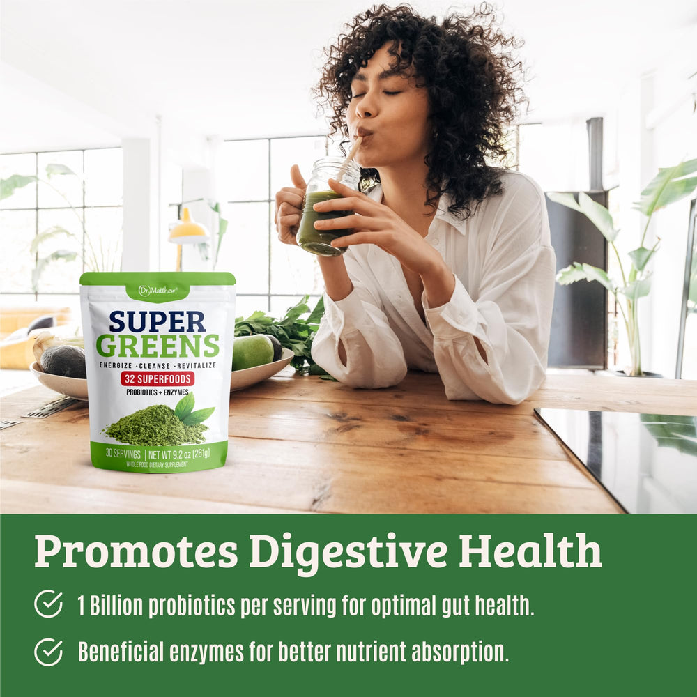 Cracked-wall chlorella and freeze-dried fruits imagery