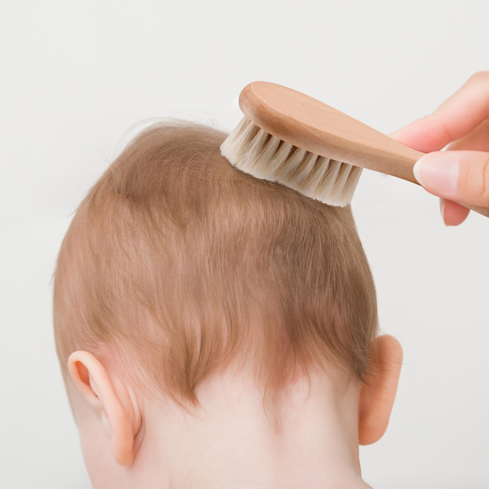 Front view of Haakaa 360° toothbrush