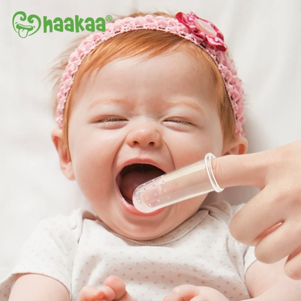 BPA-free silicone toothbrush set by Haakaa