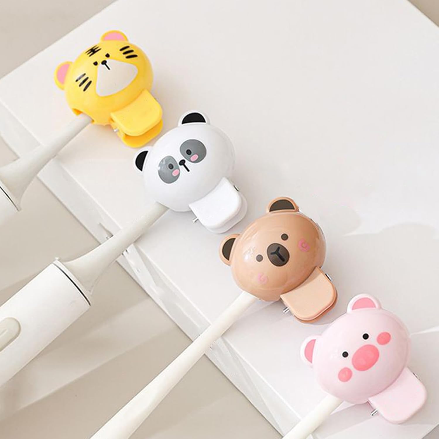 Close-up of the spring clip on the toothbrush head cover.