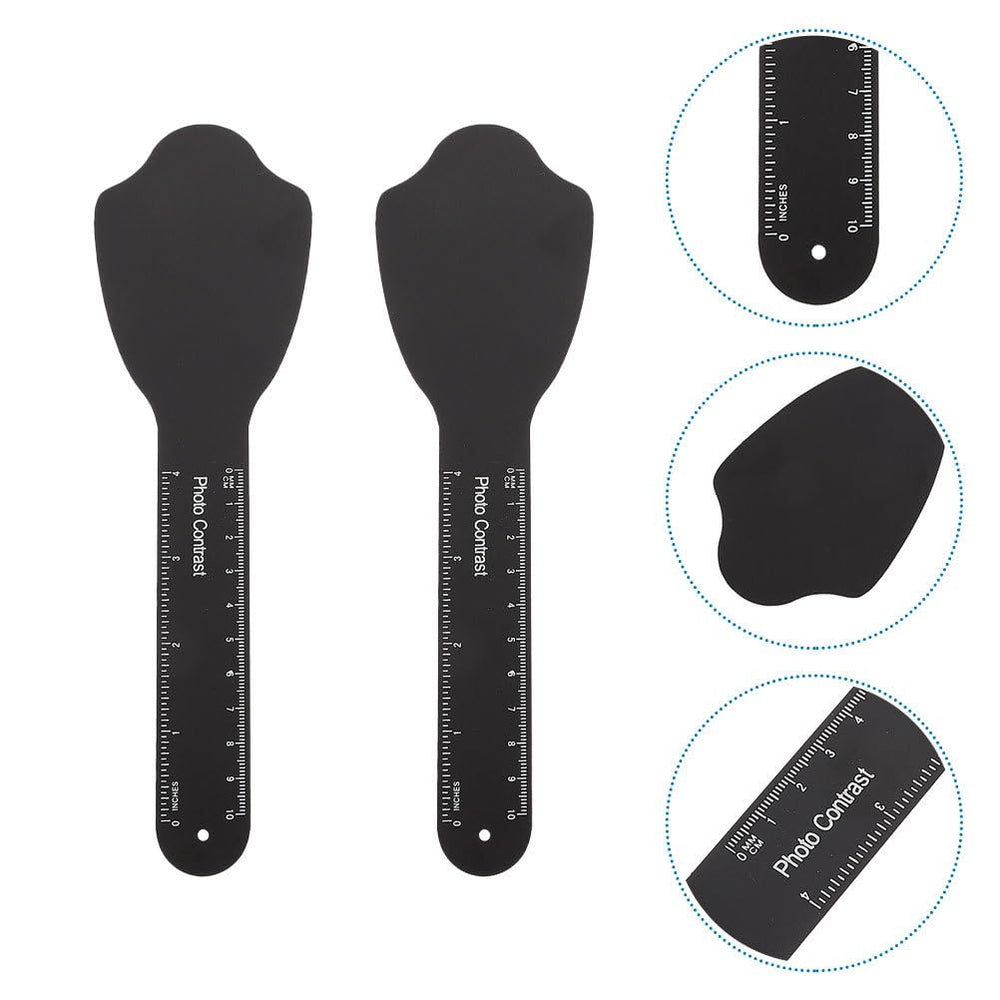 Includes two contrast boards for professional dental photography sessions