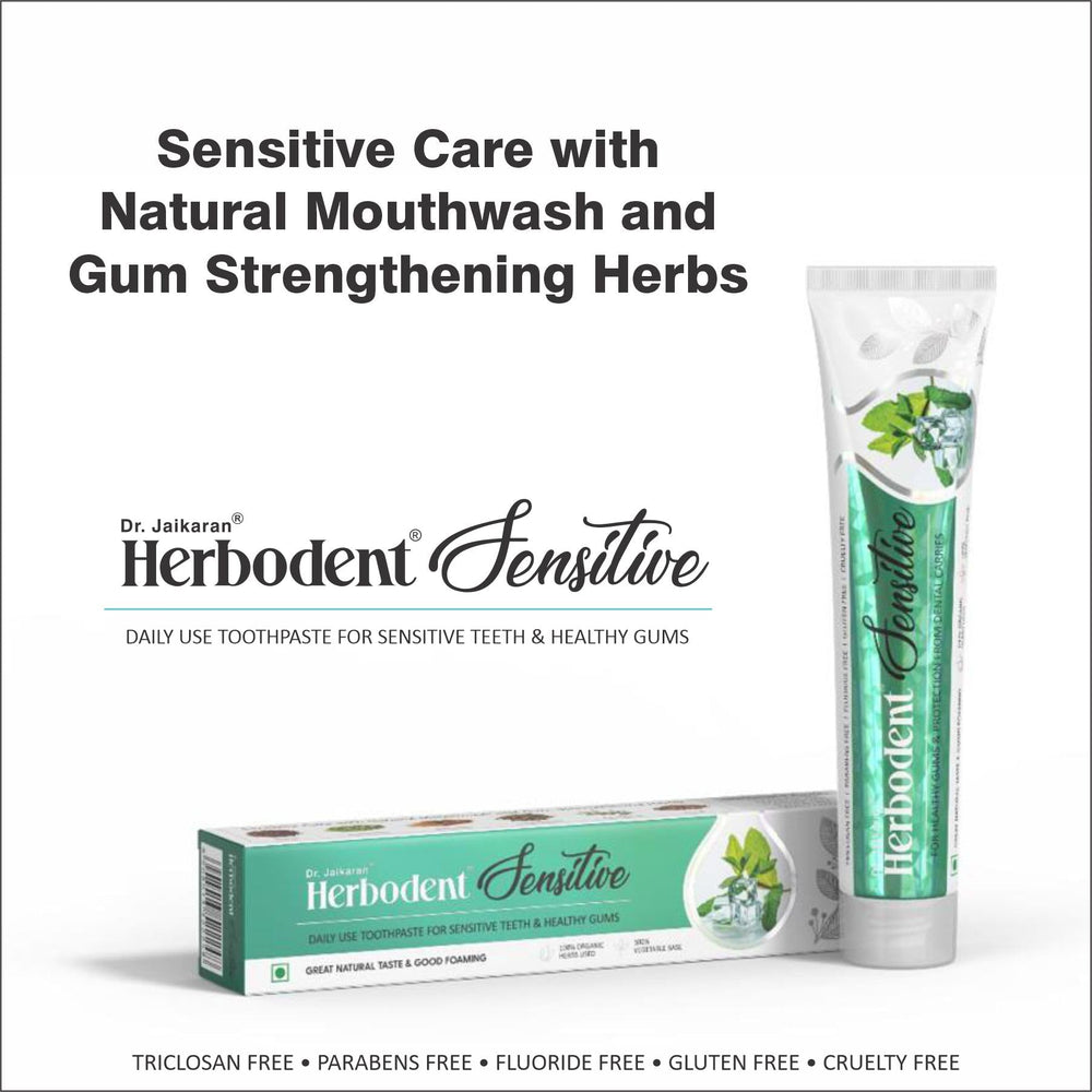 Minty fresh toothpaste with natural flavor banner