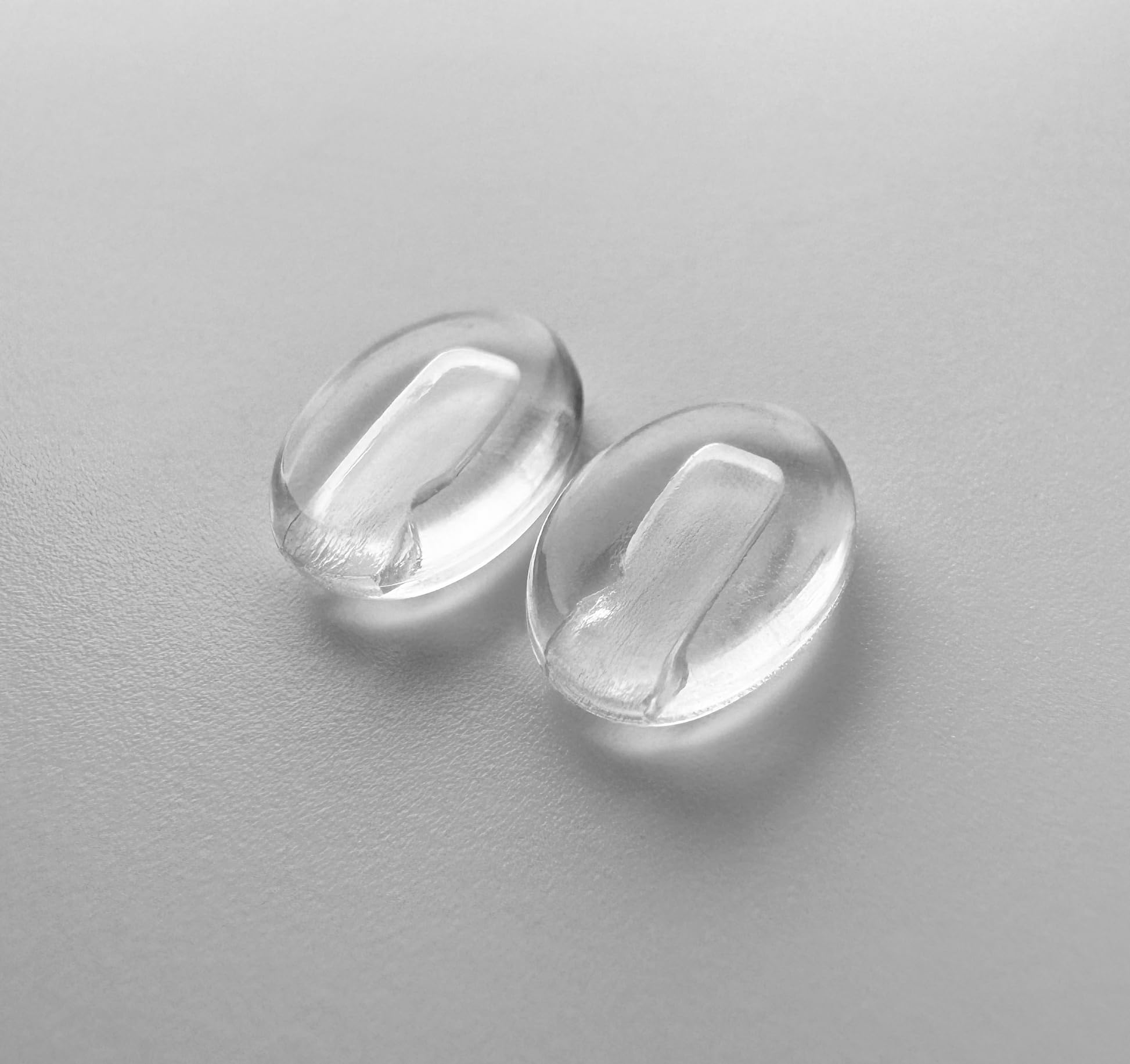 Push-in plug-in nose bridge pads for Silhouette eyewear