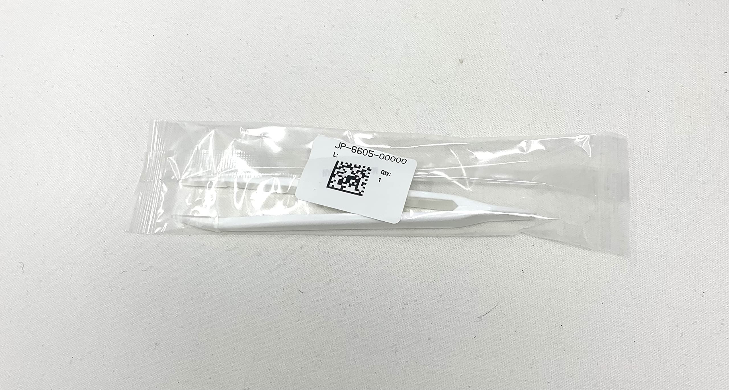 Close-up of Hilco 5 inch tweezers showing silicone tips for soft contact lenses