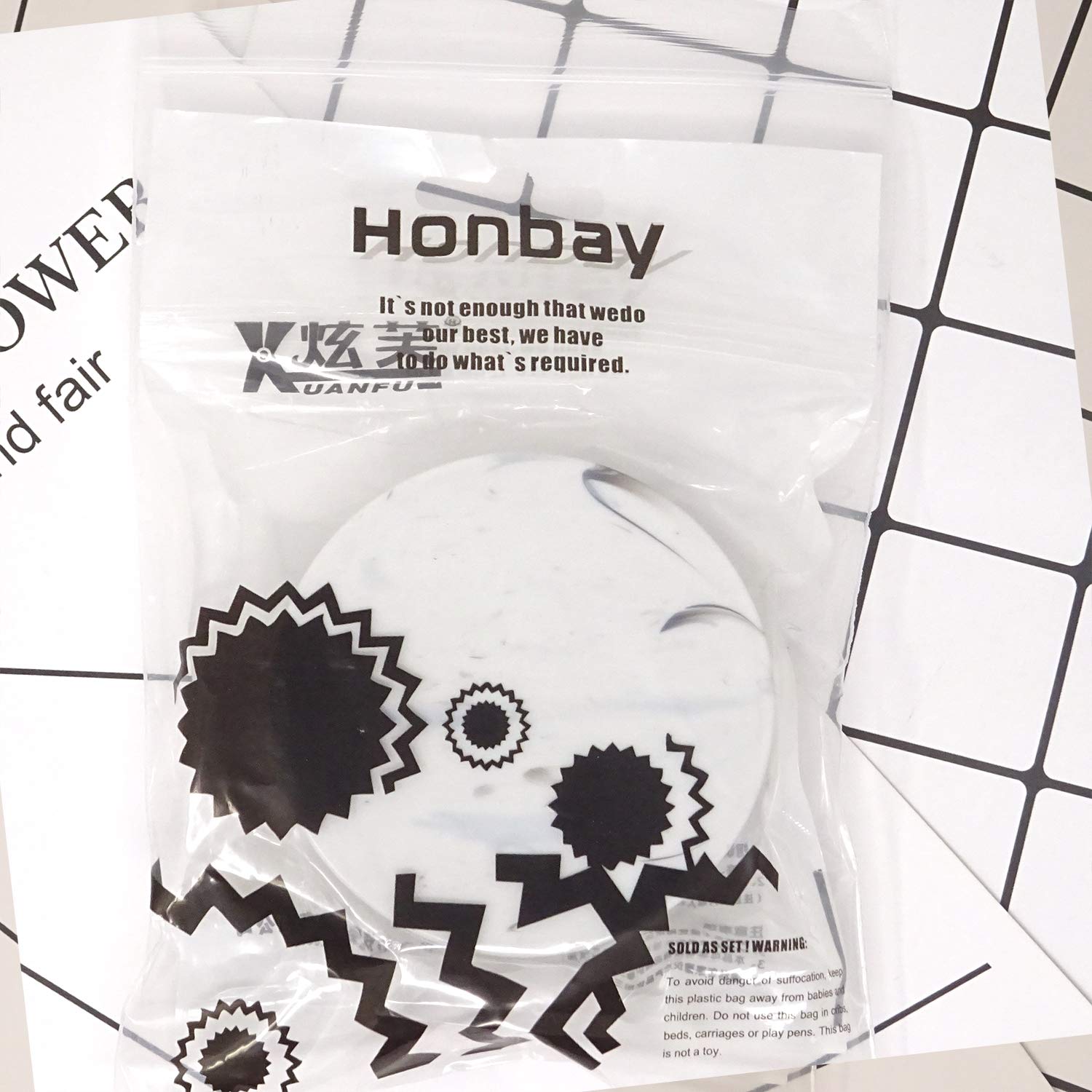 Mirror and accessories included with Honbay lens case