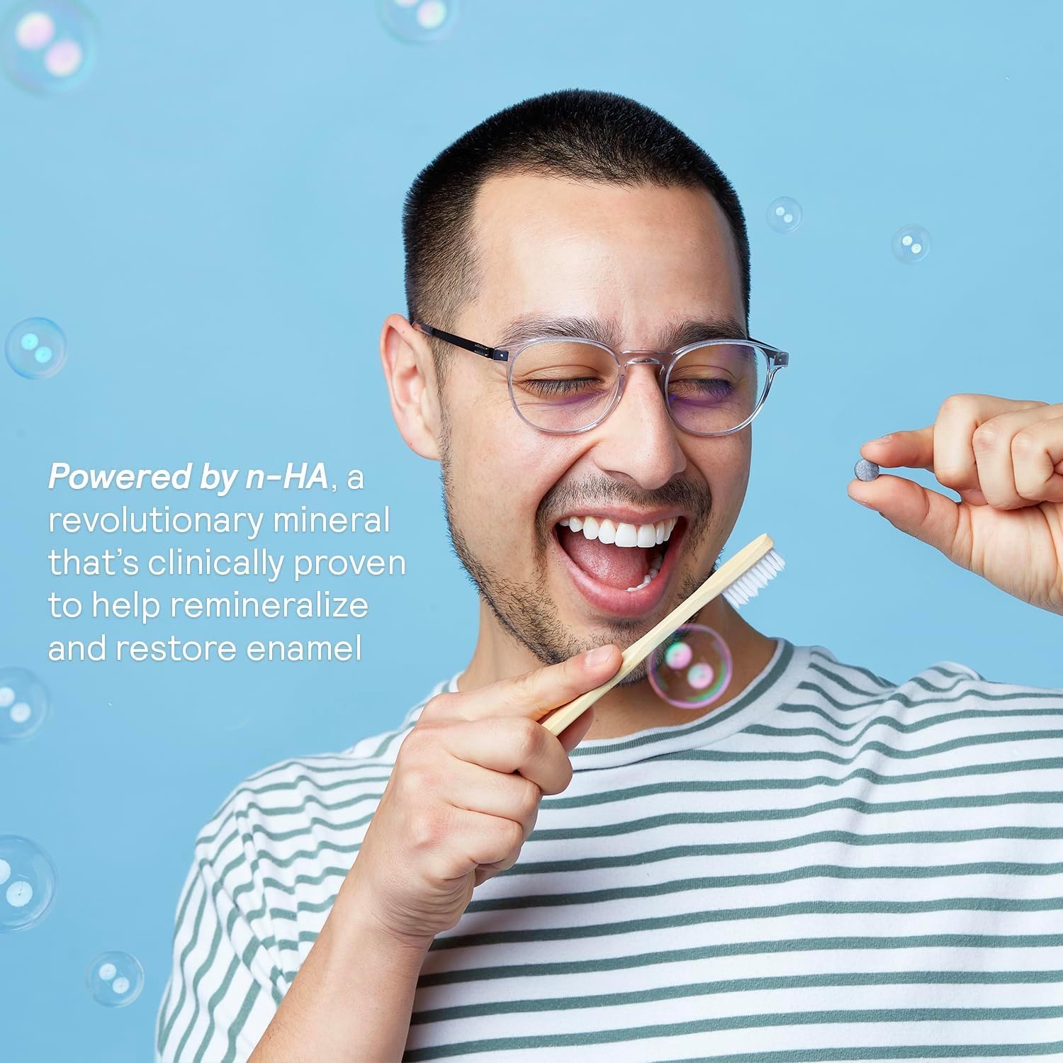 Foaming action of HUPPY toothpaste tablets