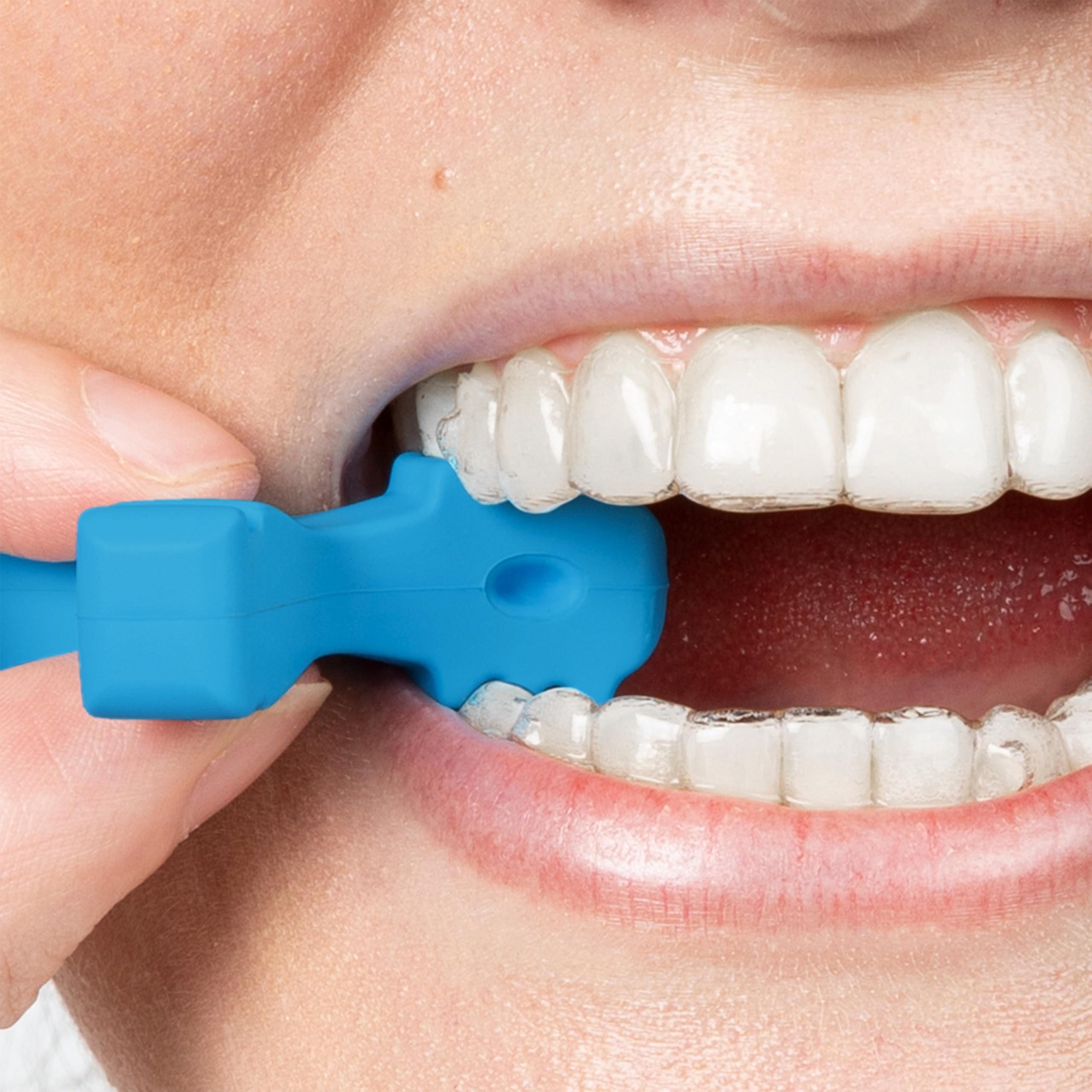 Medical-grade silicone chewies for aligner seating