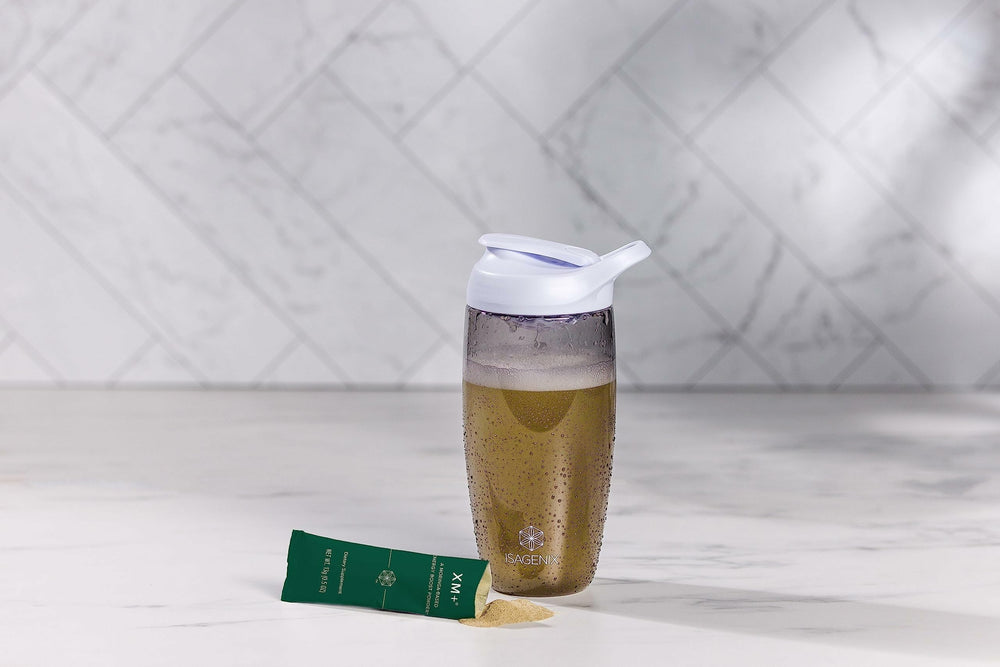 Shade-dried moringa leaves in XM+ formula