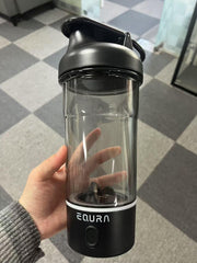 JOTER & LIBEAR electric shaker bottle open-lid demonstrates easy fill-and-blend for on-the-go.