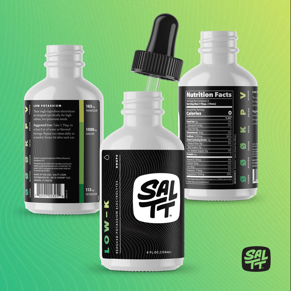 Keto Chow SALTT Low-K in sporty setting after workout for hydration