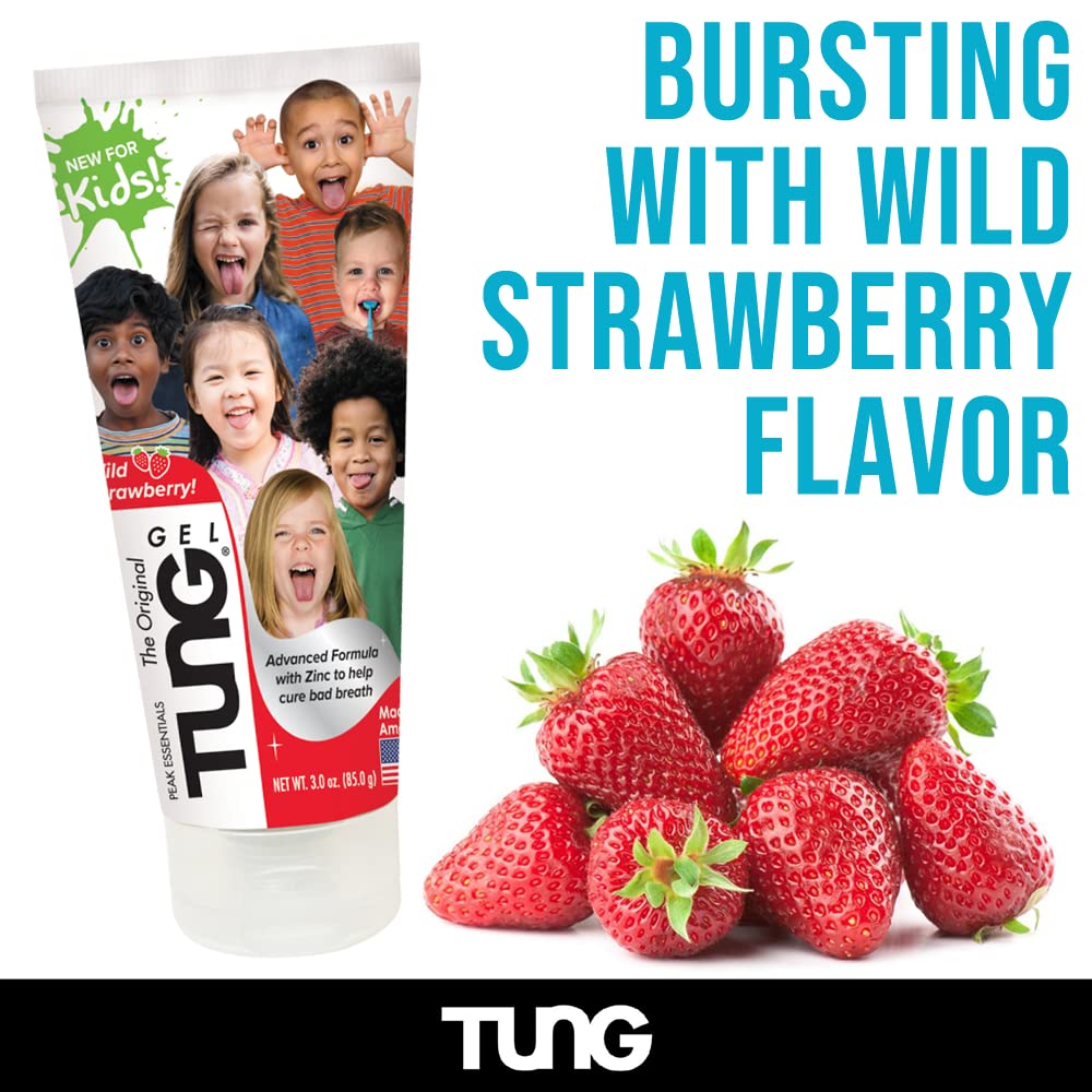 Kids brushing tongue with the TUNG brush