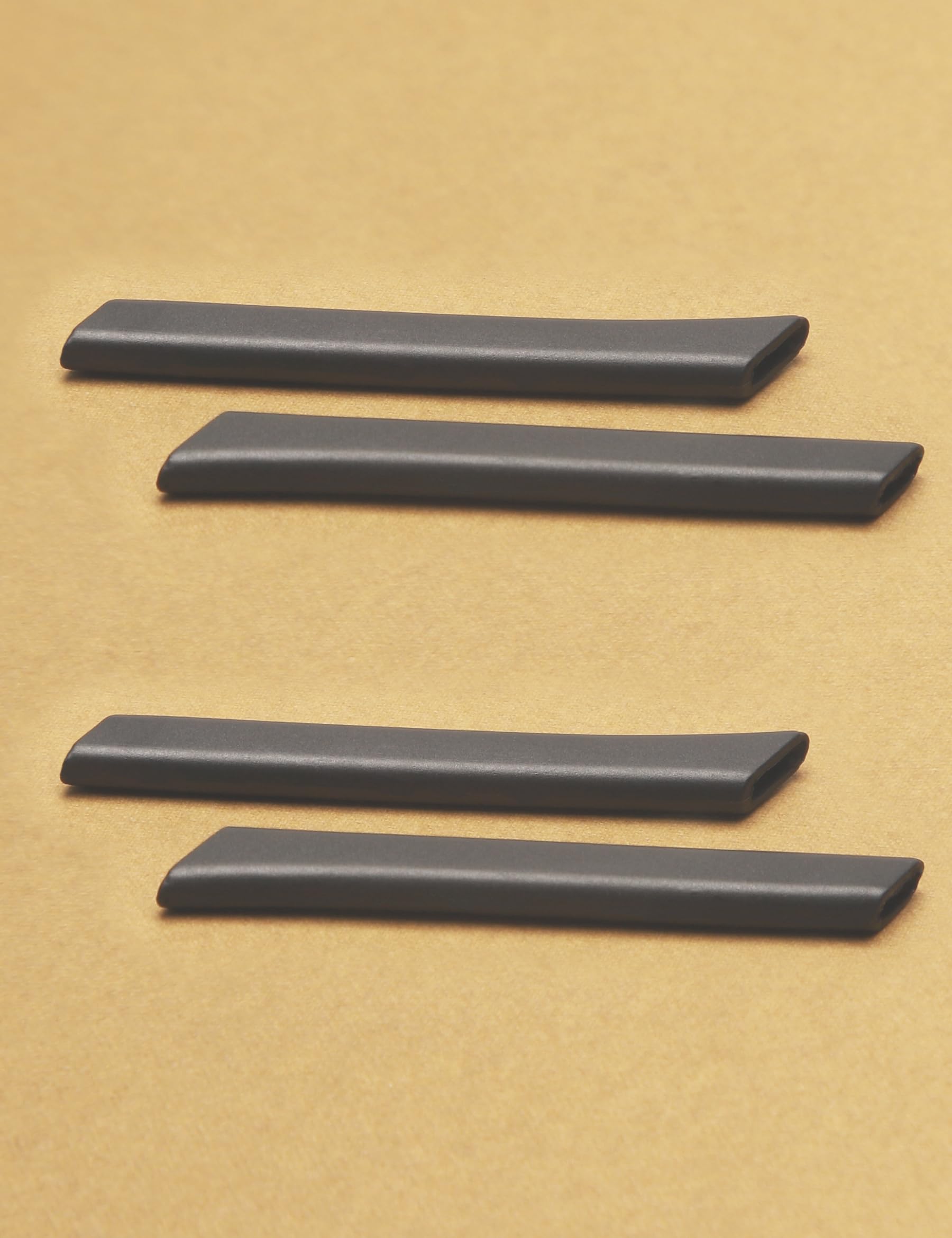 Anti-slip silicone grip on eyewear temple