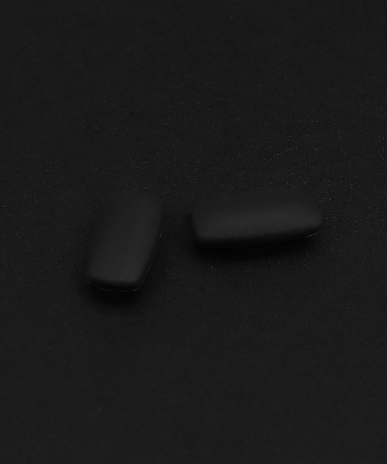 No-slip replacement nose pads with 24/7 support and 90-day refund