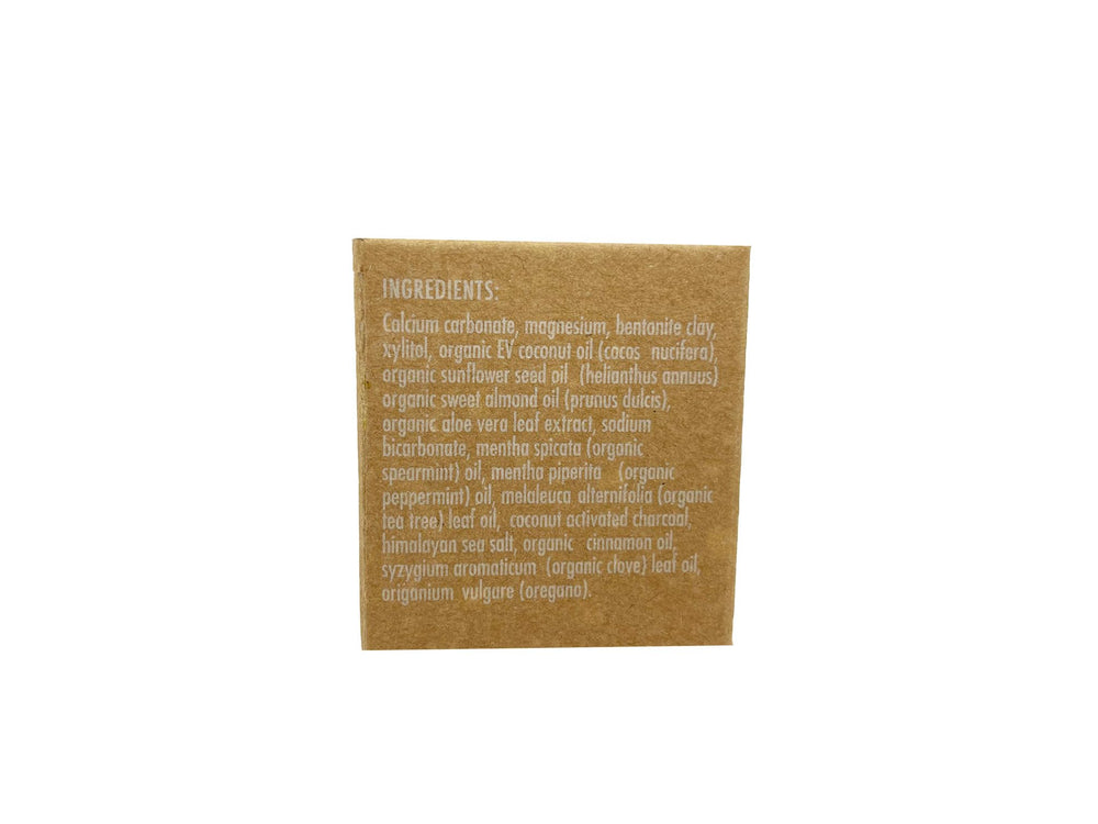 Label close-up with Lucky Teeth branding
