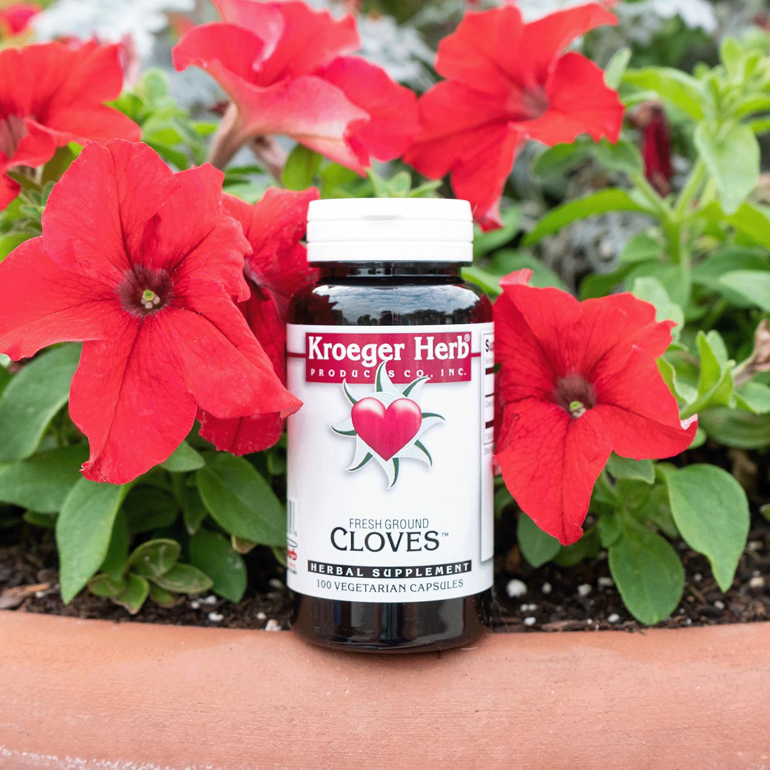 Made in USA Kroeger Herb cloves supplement