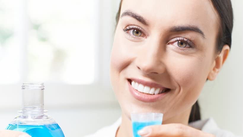 Meridol toothpaste and fluffy dental floss pairing for care routine