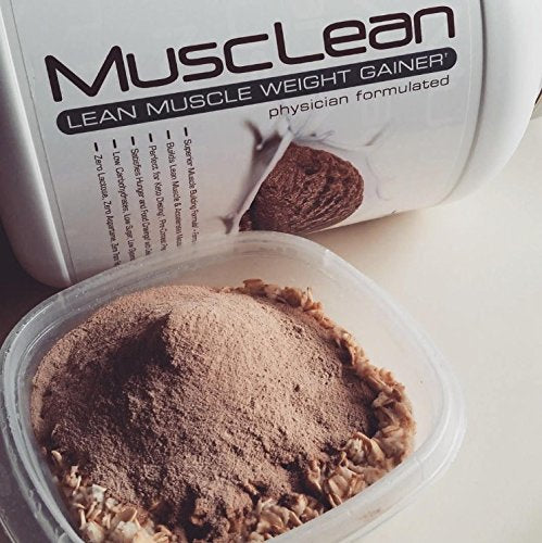 Metabolic Nutrition MusClean on-the-go setup demonstrates convenient lean nutrition.