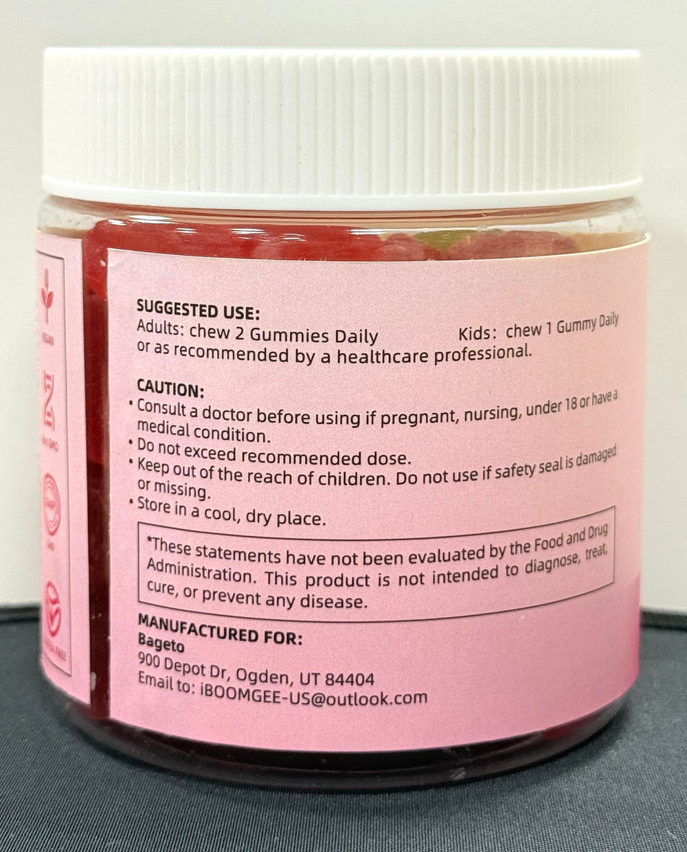 Sugar-free vegan gummies image with strawberry flavor