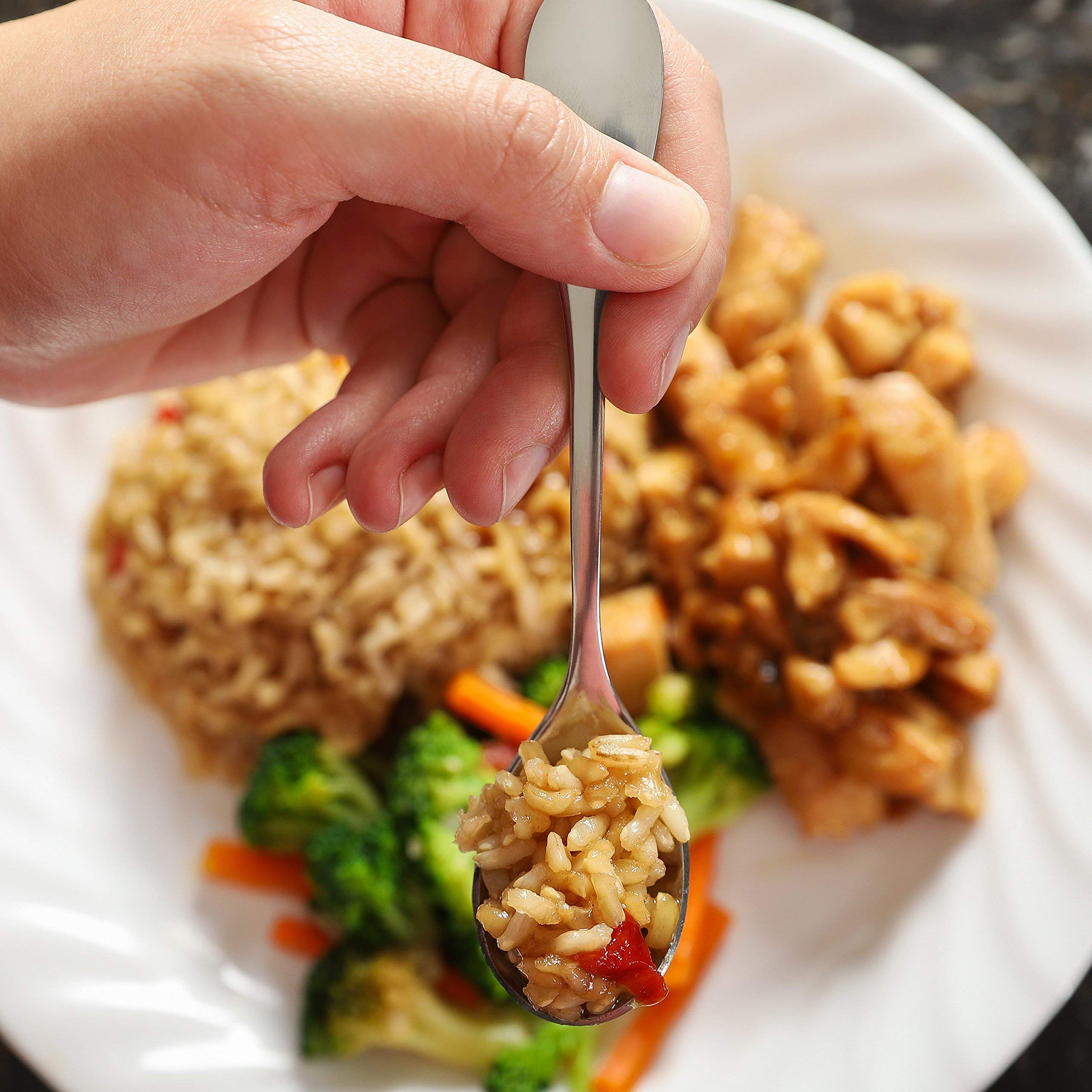 Zippered neoprene pouch for portable storage