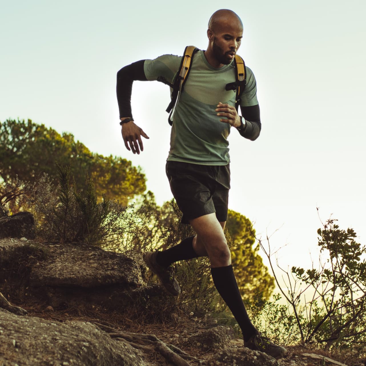 Lifestyle image suggesting focus and energy from Momentous Acetyl-Carnitine