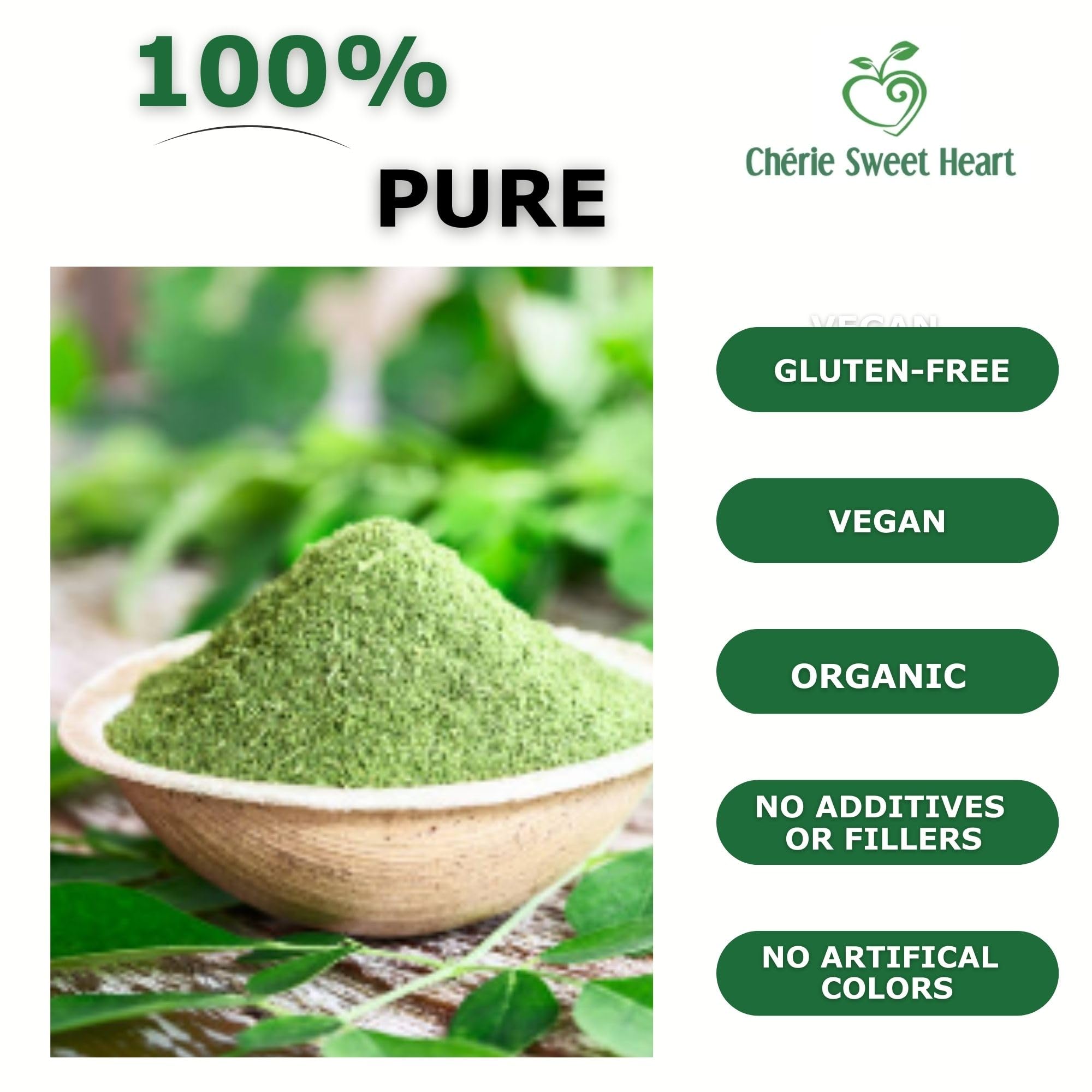 Moringa leaf powder and spirulina algae ingredients for superfood blend