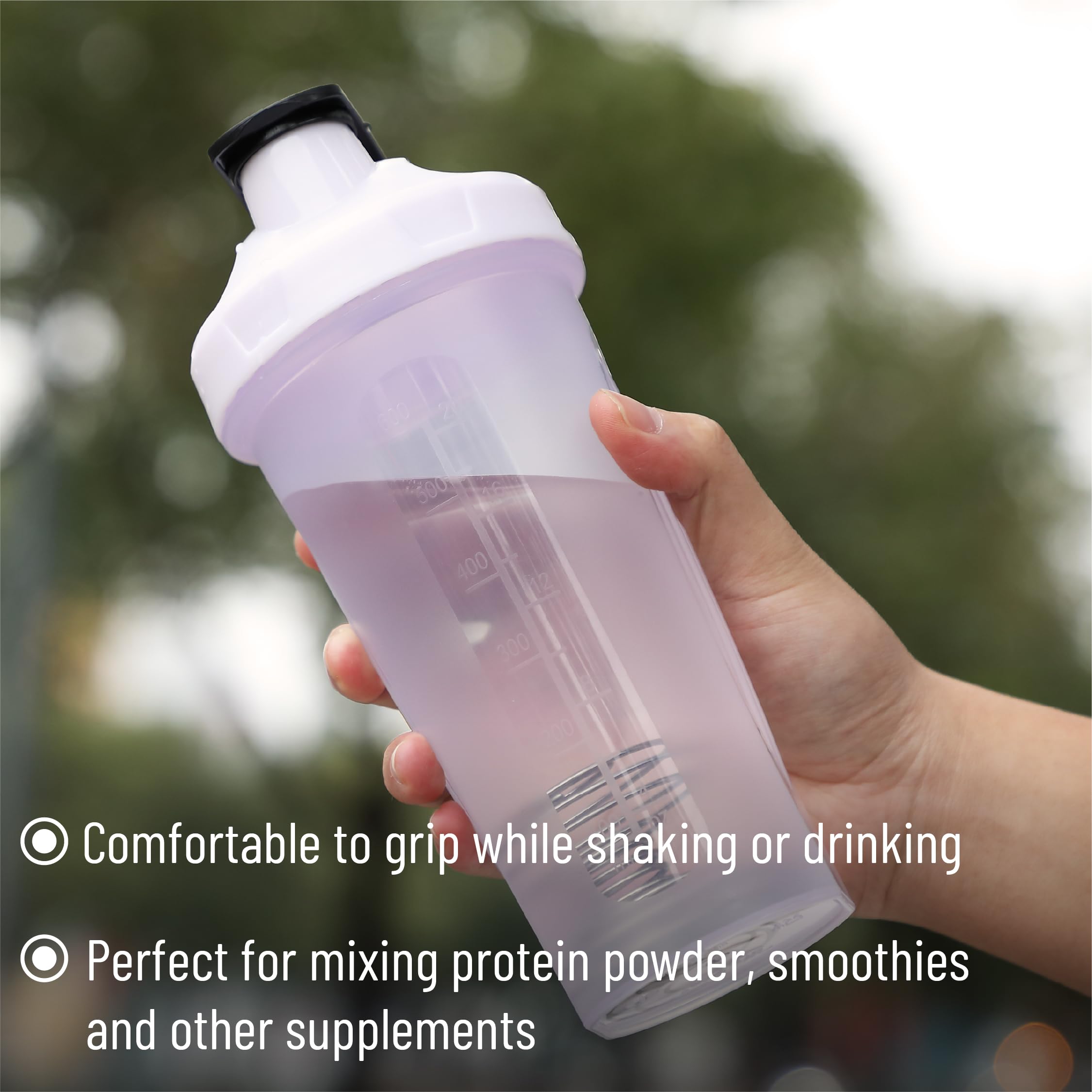 Portable shaker bottle suitable for gym and travel