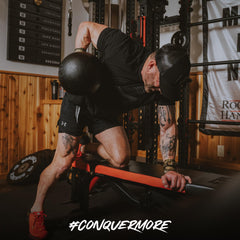 MTN OPS BCAA scoop-in-glass demonstrates easy mixing for workouts.