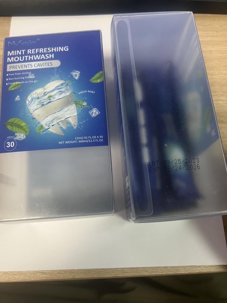 Illustration of 30 uses in MySmile mouthwash box