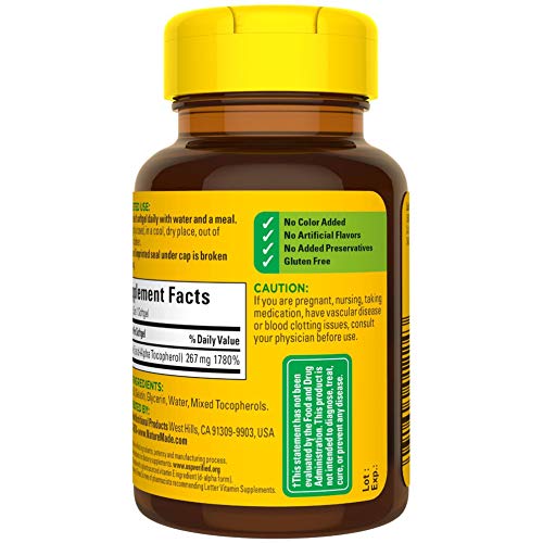 Multi-pack display of Nature Made Vitamin E softgels