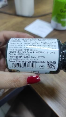 Nature's Bounty Vitamin D3 1000 soft gels bottle shown for daily use