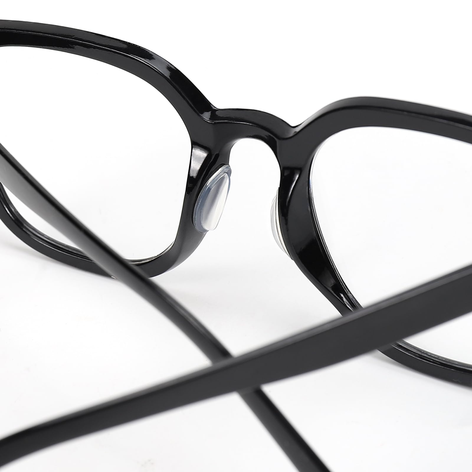 Anti-slip nose pads with air chamber design