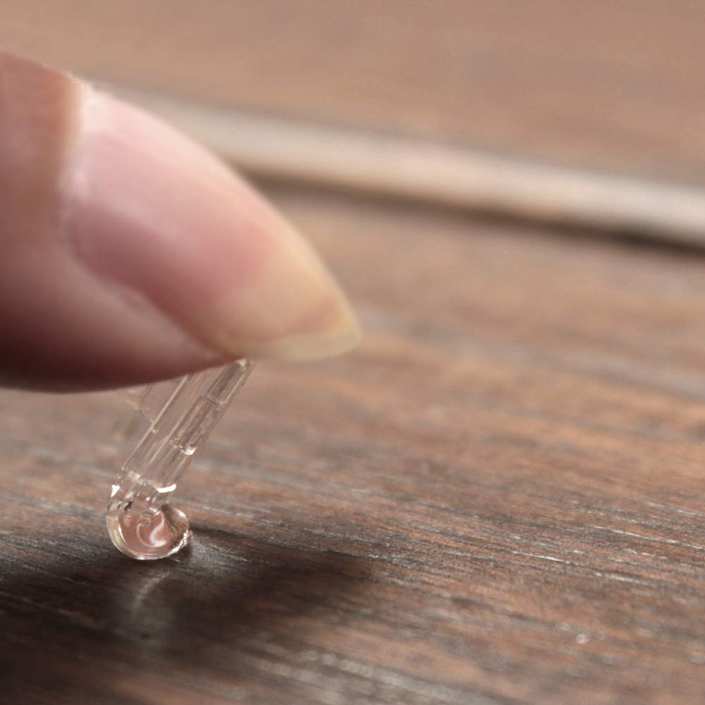 Packaging: 5 pairs of clear nose pads