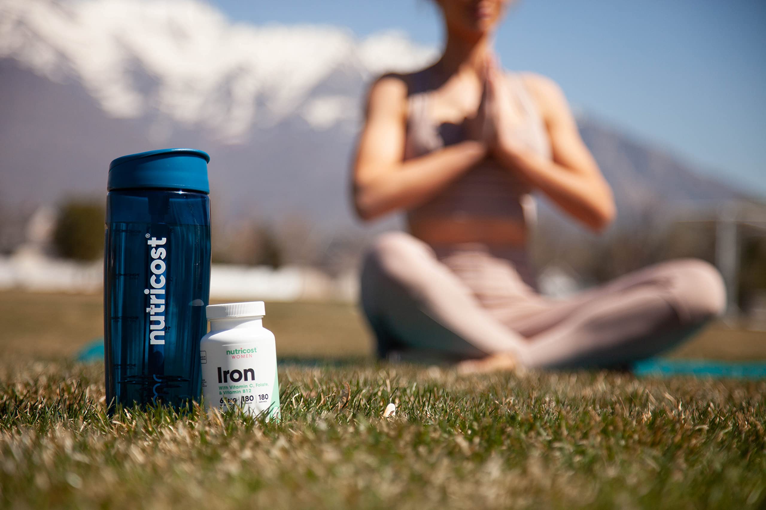 Back label with ingredients and directions for Nutricost Iron for Women 65mg