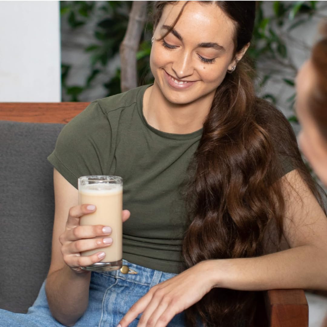 Nutritional information panel for Nuzest protein powder with probiotics