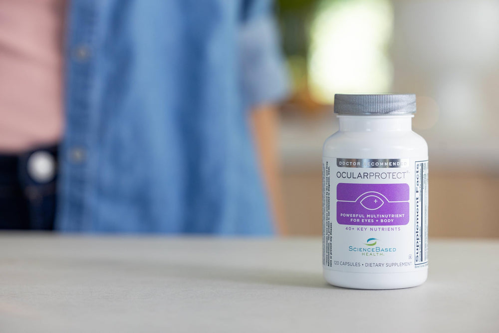 Antioxidant components such as vitamin C, vitamin E, and lycopene