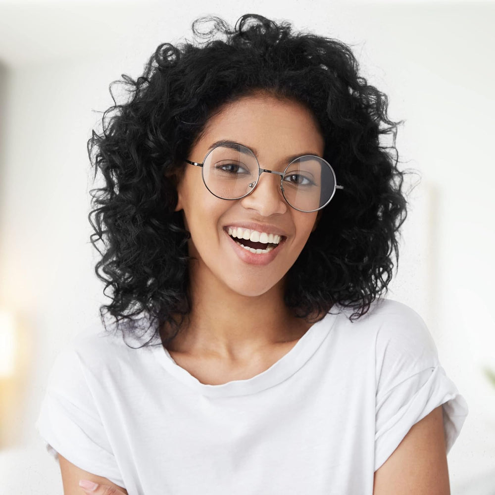 Syringes shown with Invisalign trays compatibility