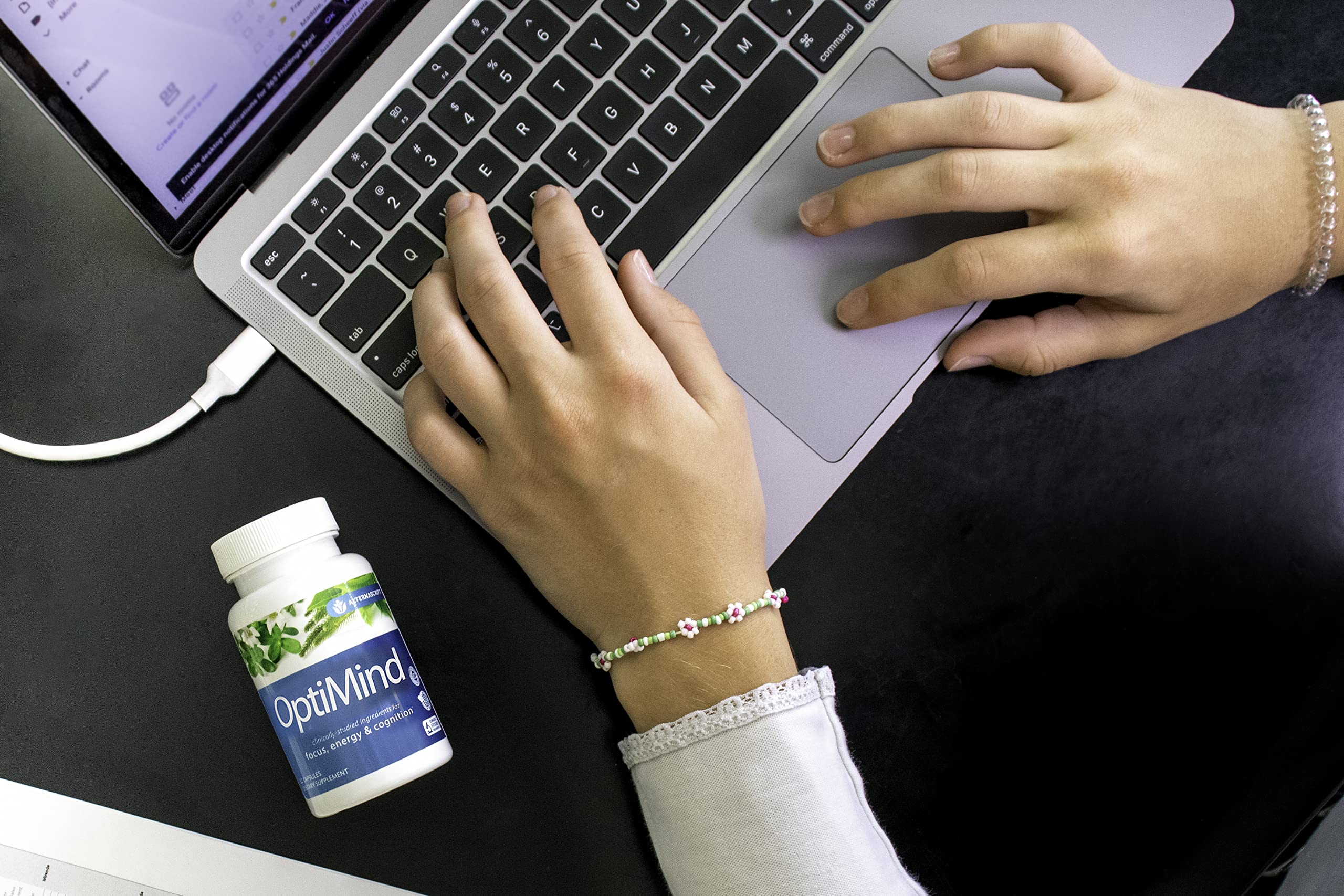 Optimind L-Tyrosine capsule supports steady mood and alertness.