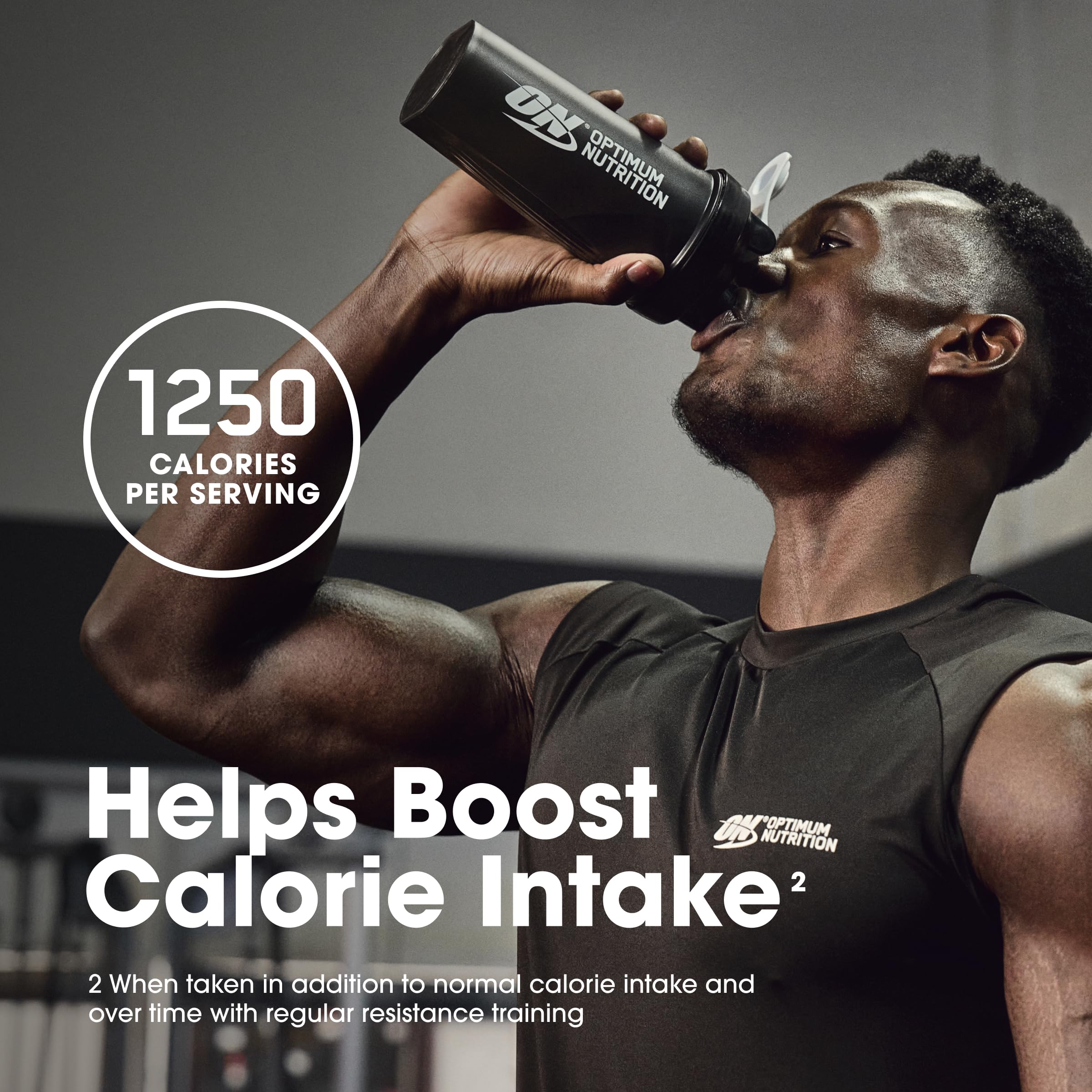 Optimum Nutrition Serious Mass strawberry nutrition facts displayed on the panel.