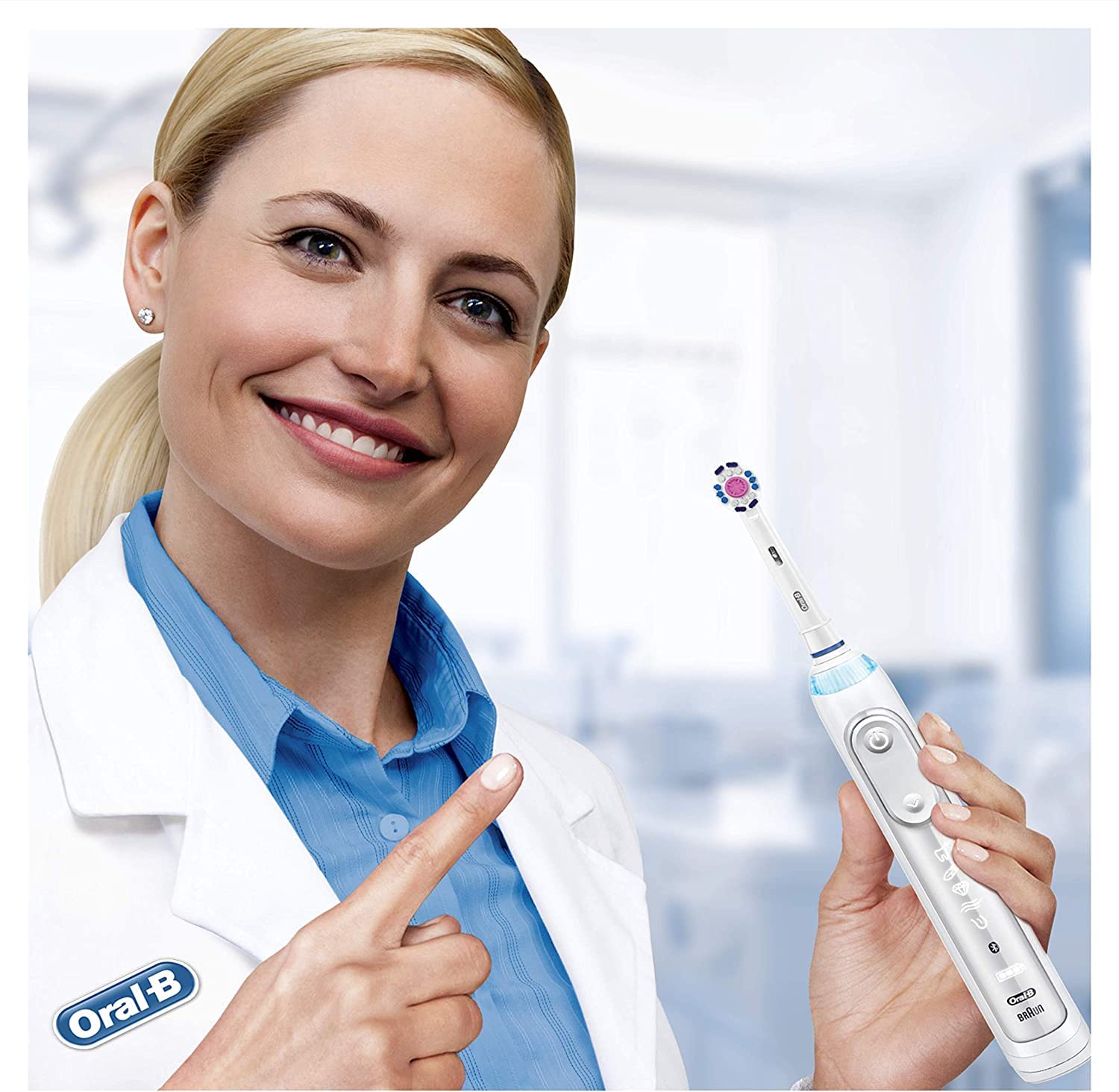 Product close-up of Oral-B 3D White replacement heads in packaging