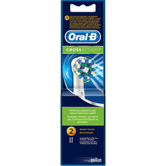 CrossAction bristles reaching between teeth