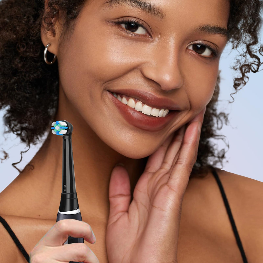 Easy installation of Oral-B iO compatible brush head