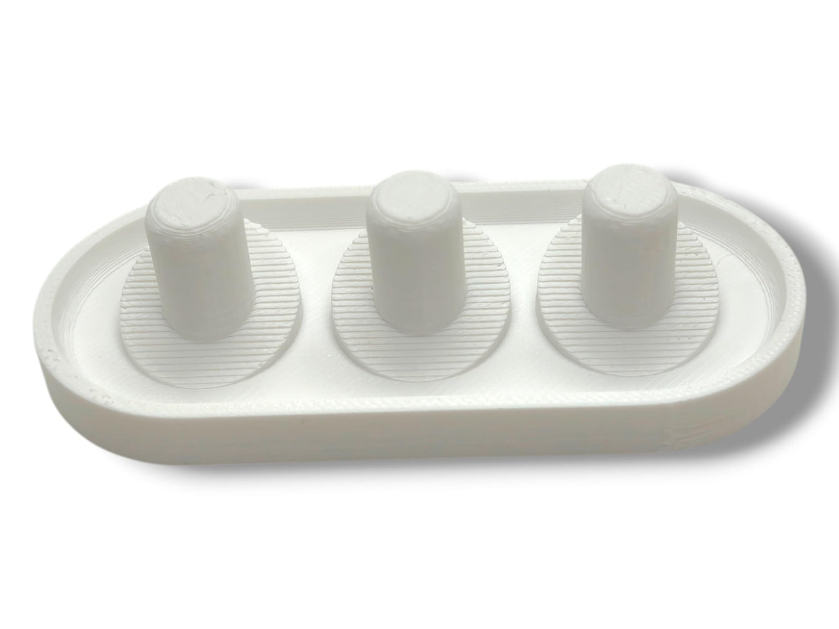 Oral-B iO head holder in white for 3-head configuration