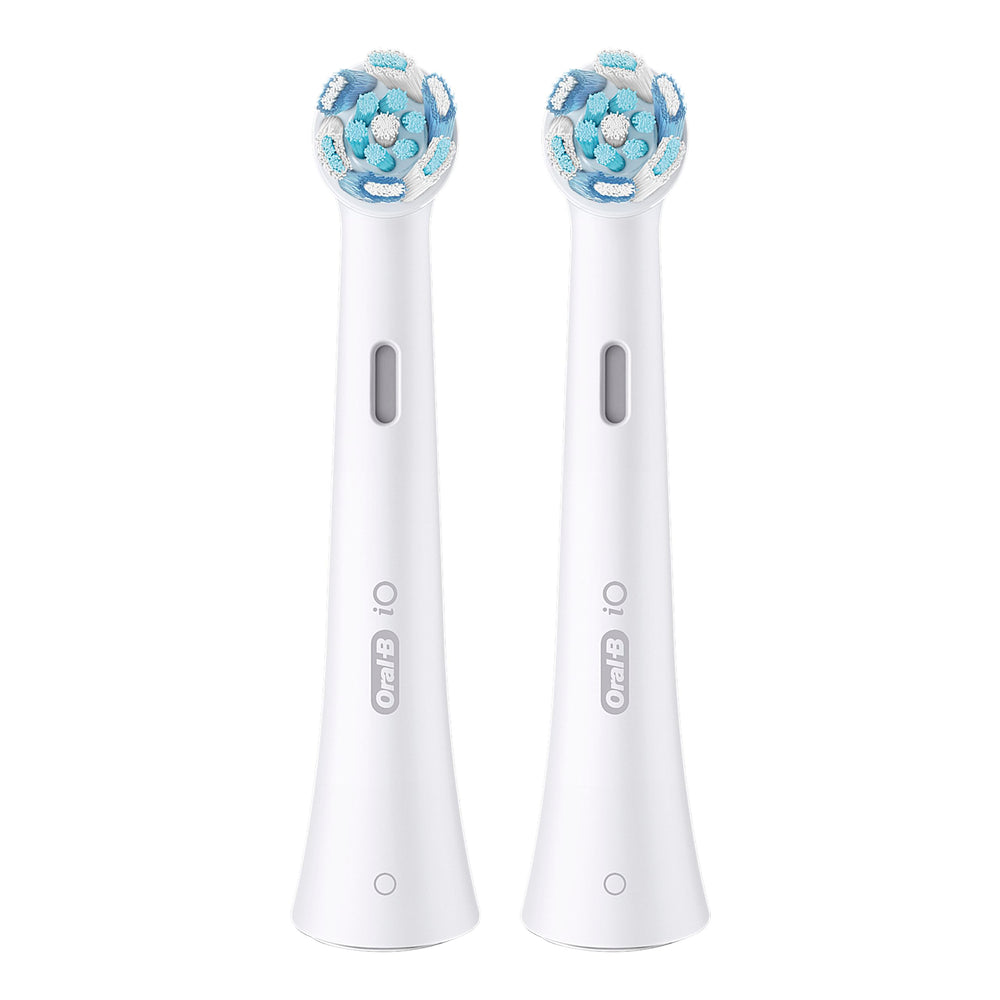 Close-up of tufts on Oral-B iO Ultimate Clean head