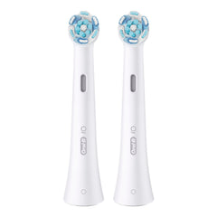 Close-up of tufts on Oral-B iO Ultimate Clean head