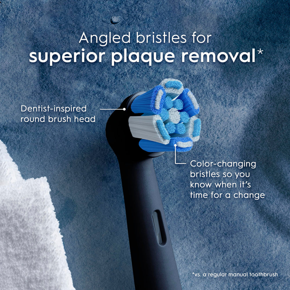 Close-up of Oral-B iO Ultimate Clean head in black – image 3