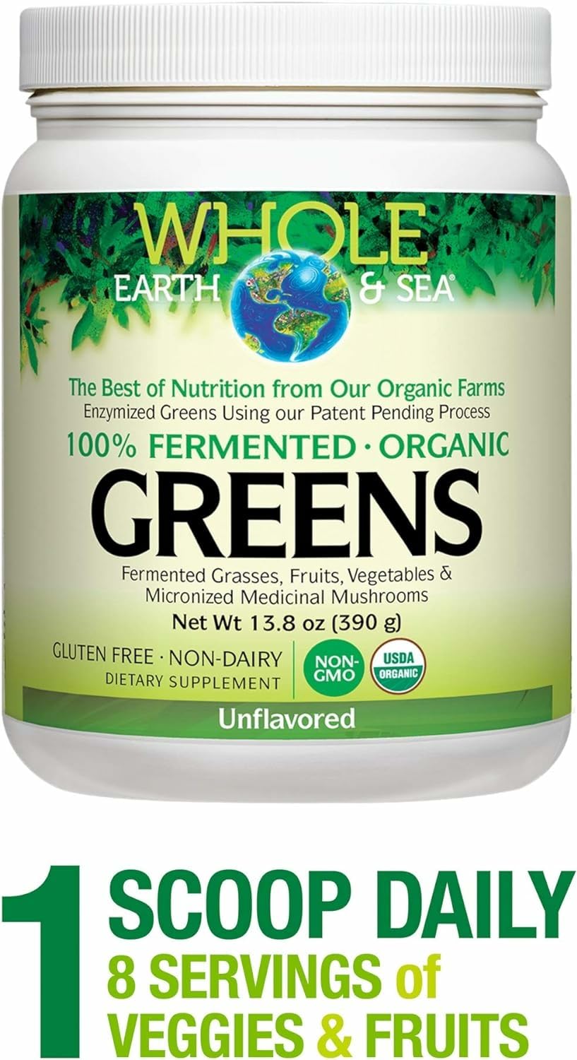 Phytonutrient-rich greens blend with fruits vegetables and herbs