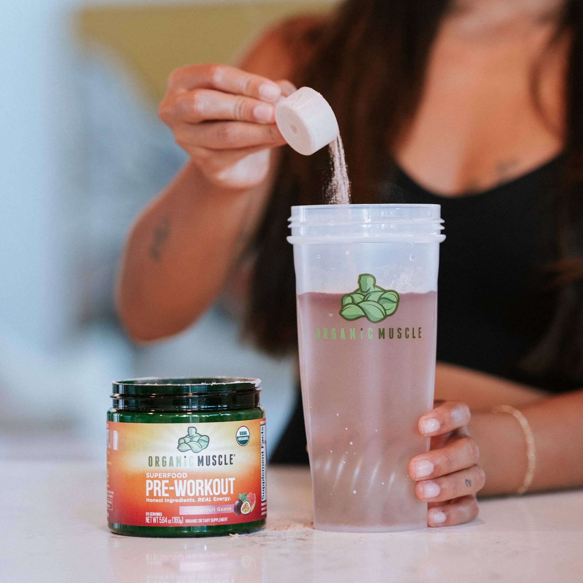 Organic Muscle 20 organic superfoods ingredients displayed on the label.