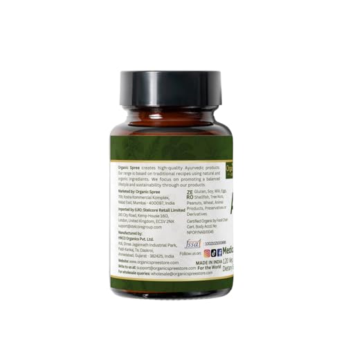Close-up of Organic Spree Alfalfa tablets