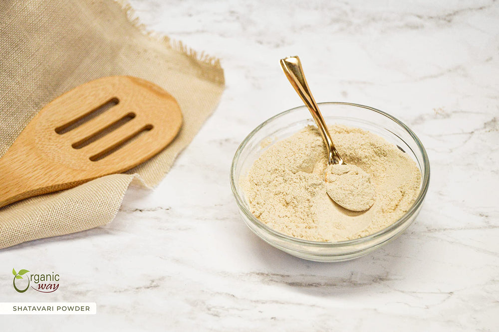 Close-up of Shatavari powder texture in scoop