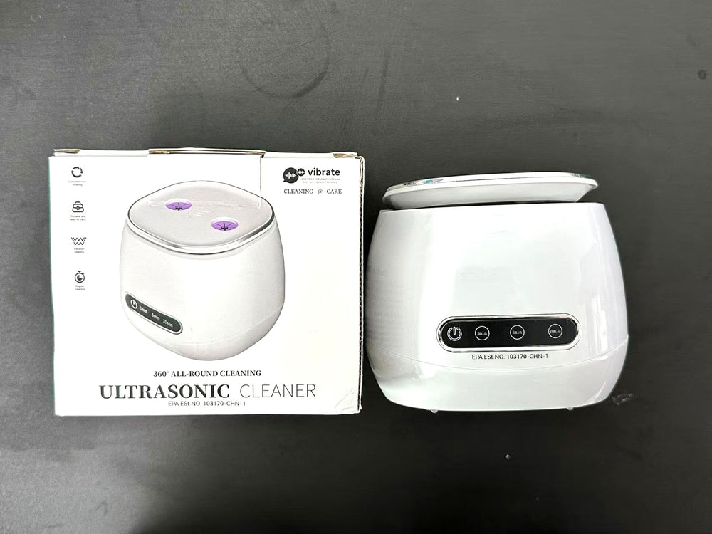 White W190MAX compact package showing included accessories